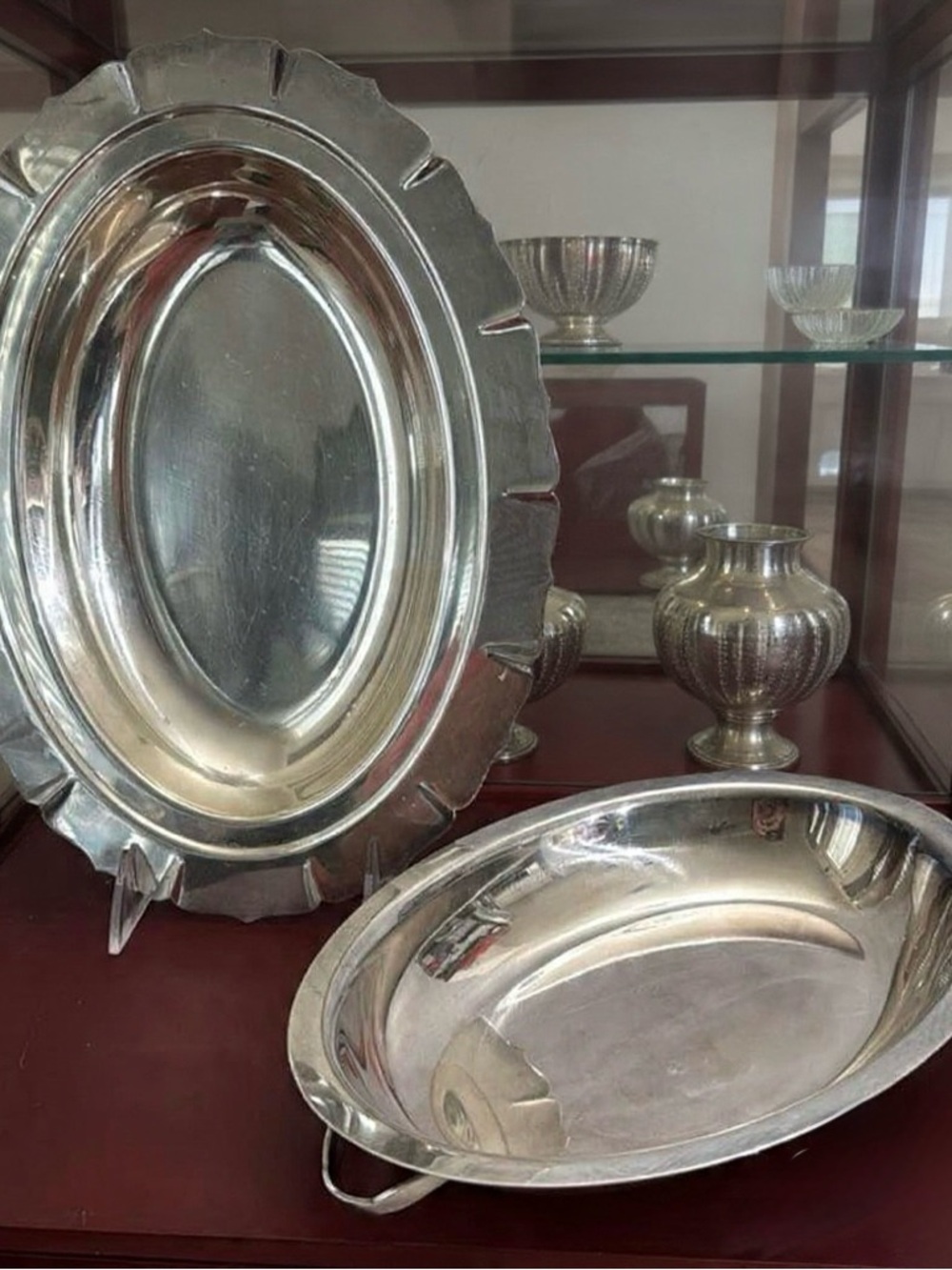 Vintage Early American International Silverplate Oval Covered Entree Dish